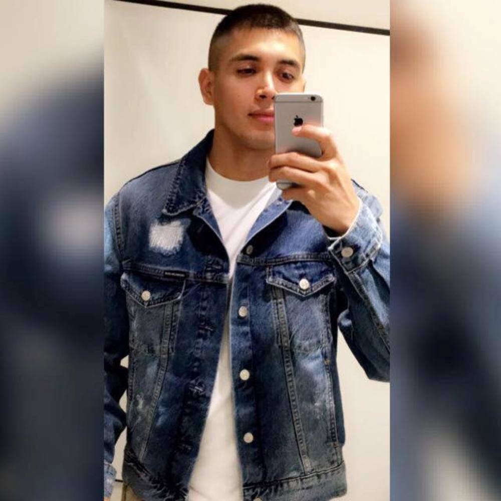 Meet your Posher, Jayro